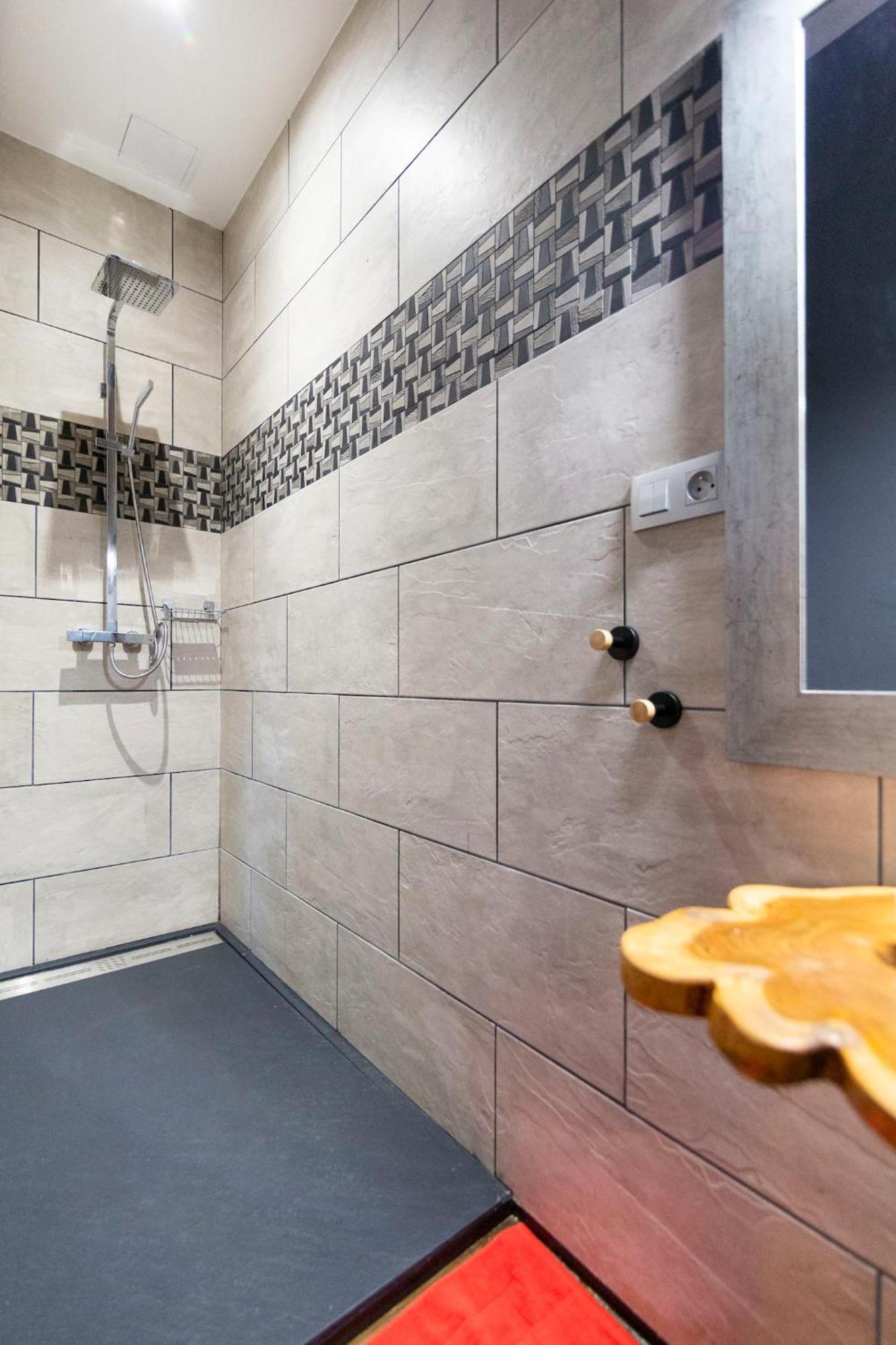 Les Suites Locarno Limoges Exteriér fotografie